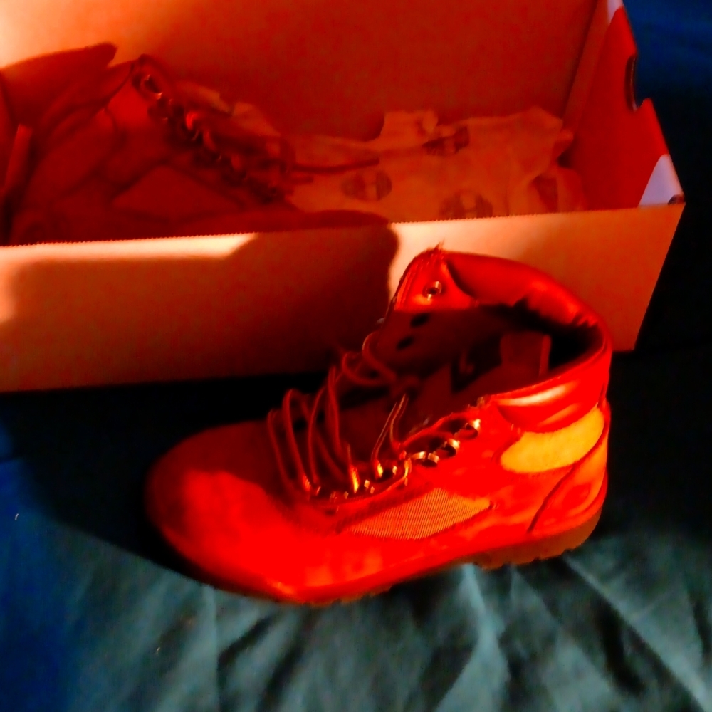 Timberland - Picture 1 of 7